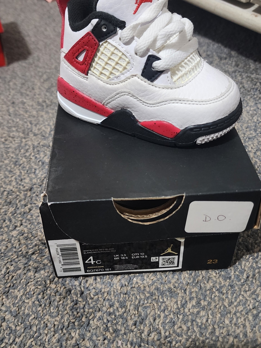 Jordan Kids Basketball Sneakers - White / Red / Black